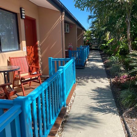 Bluewater Harbour Motel ボーエン エクステリア 写真