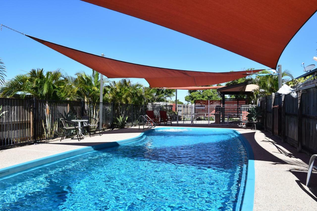 Bluewater Harbour Motel ボーエン エクステリア 写真